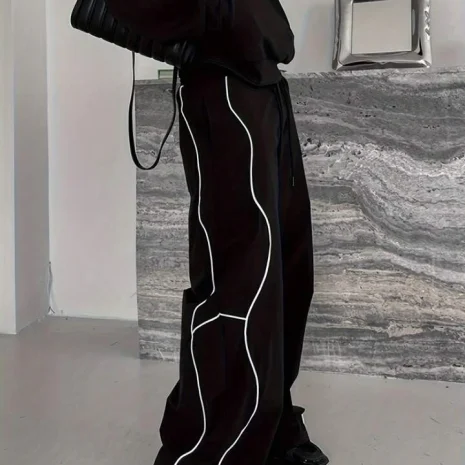 99A5D09C-2C08-43CB-AE90-A23A88969E5F_720x Reflective cargo pants